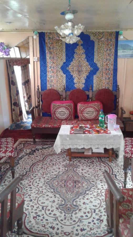 Srīnagar Houseboat Dunhill B&B 외부 사진